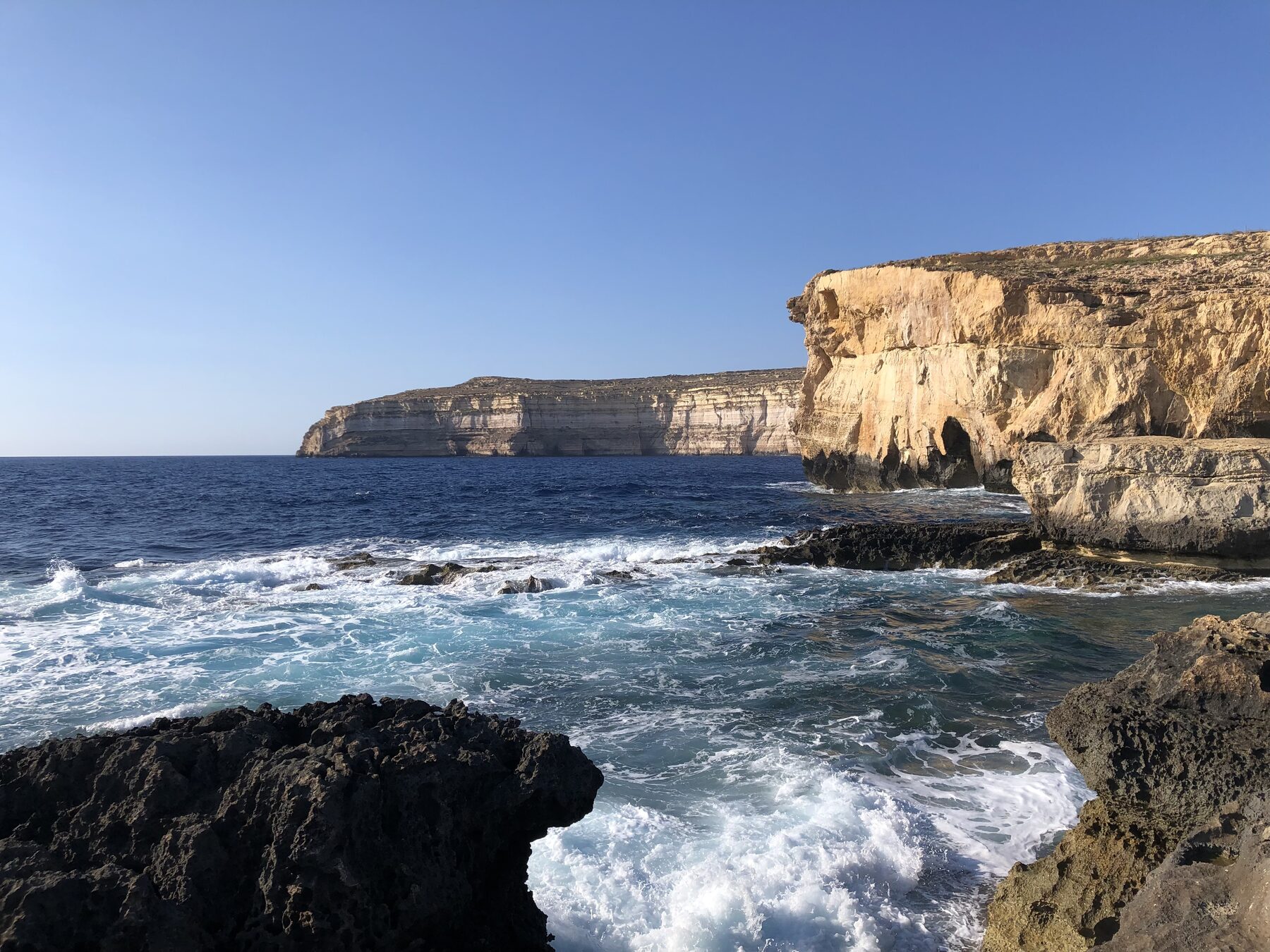 Malta cliffs