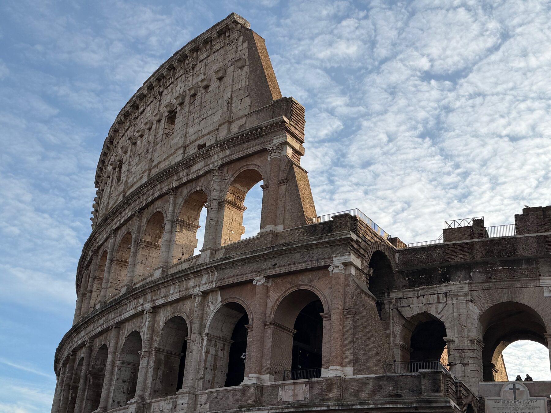 Colosseum sky